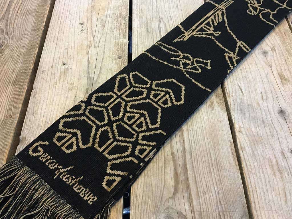 Relatiegeschenk voor Gerardushoeve | Gebreide sjaal